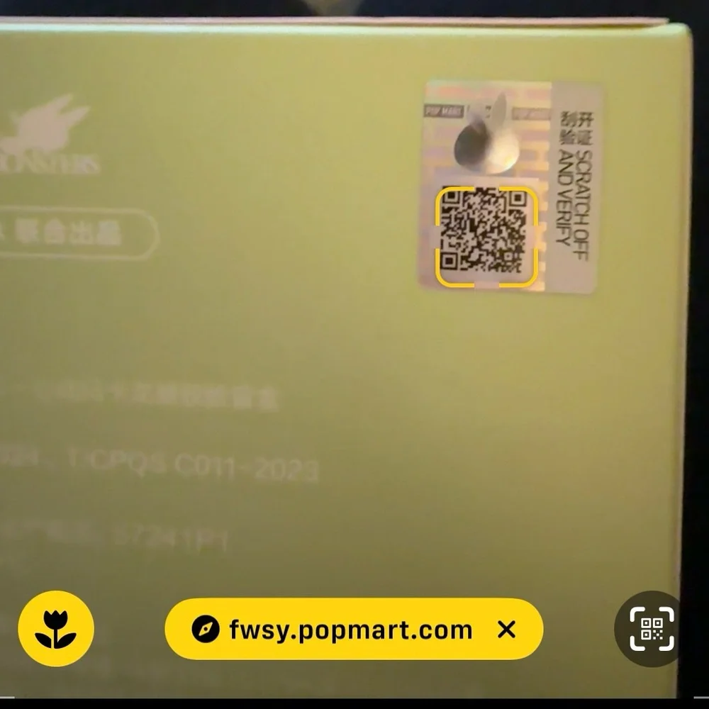 Authentic Green Grape Labubu Exciting Macaron Pop Mart - Picture 3 of 3